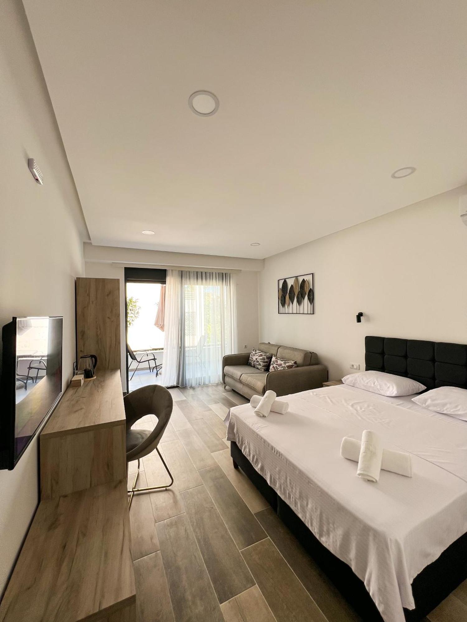 Square Residence Ulcinj Exterior photo